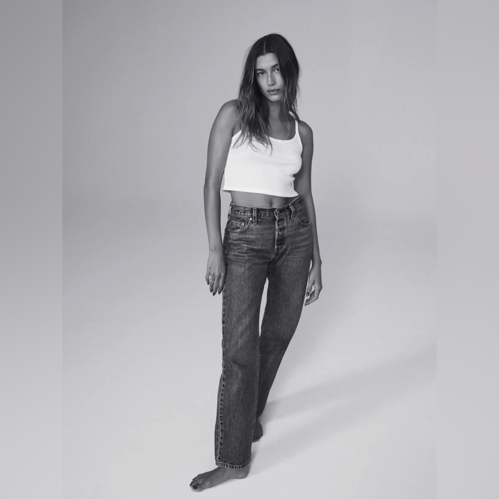 Black Women’ Levi’s Jeans - Classic Straight Fit